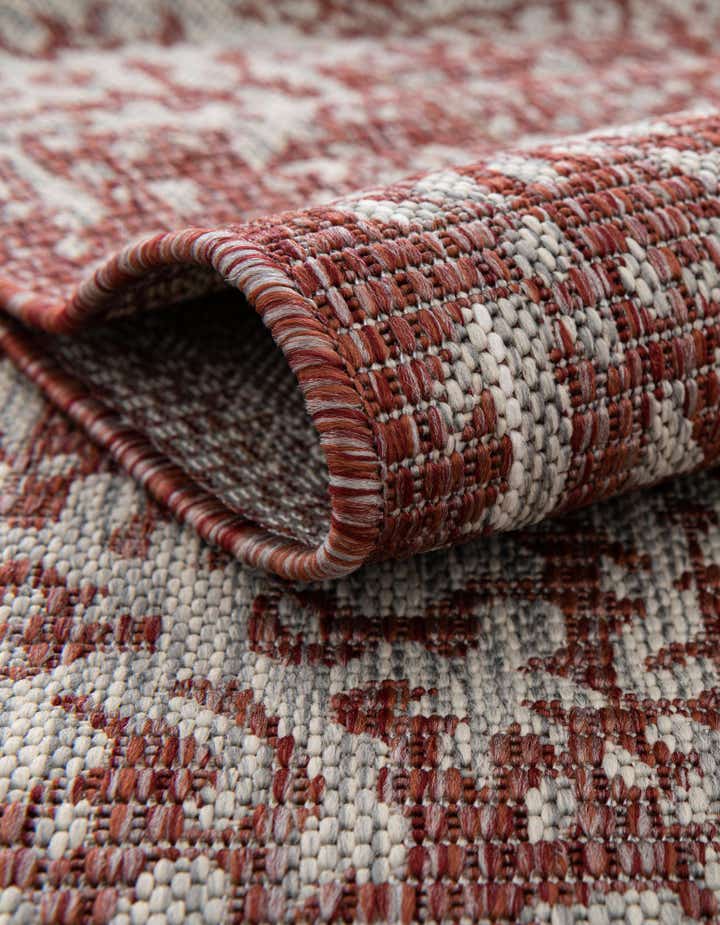 Rust Red 7' x 10' Traditional Indoor / Outdoor Rug | Rugs.com