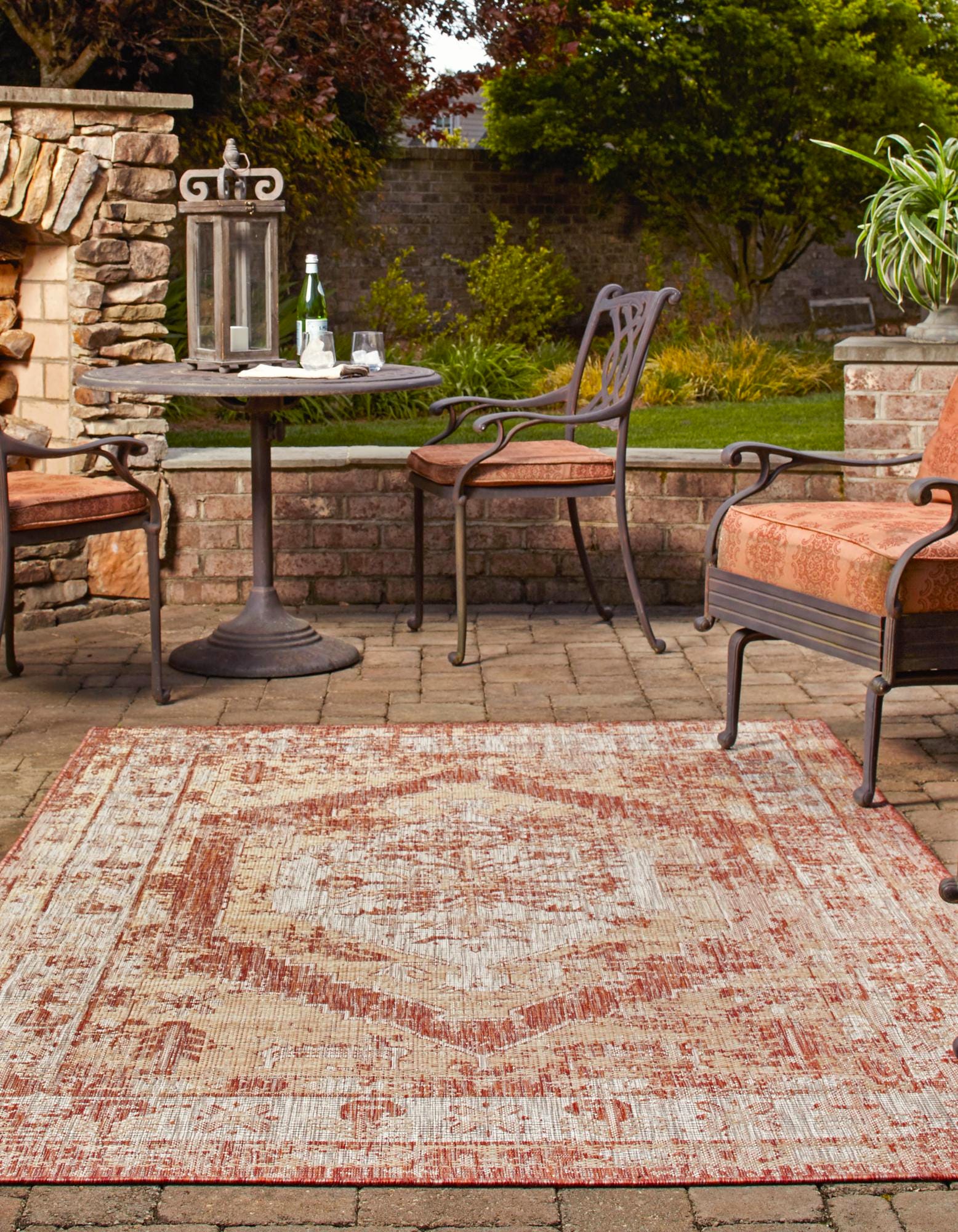 Rust Red 3' x 5' 3 Traditional Indoor / Outdoor Rug | Rugs.com