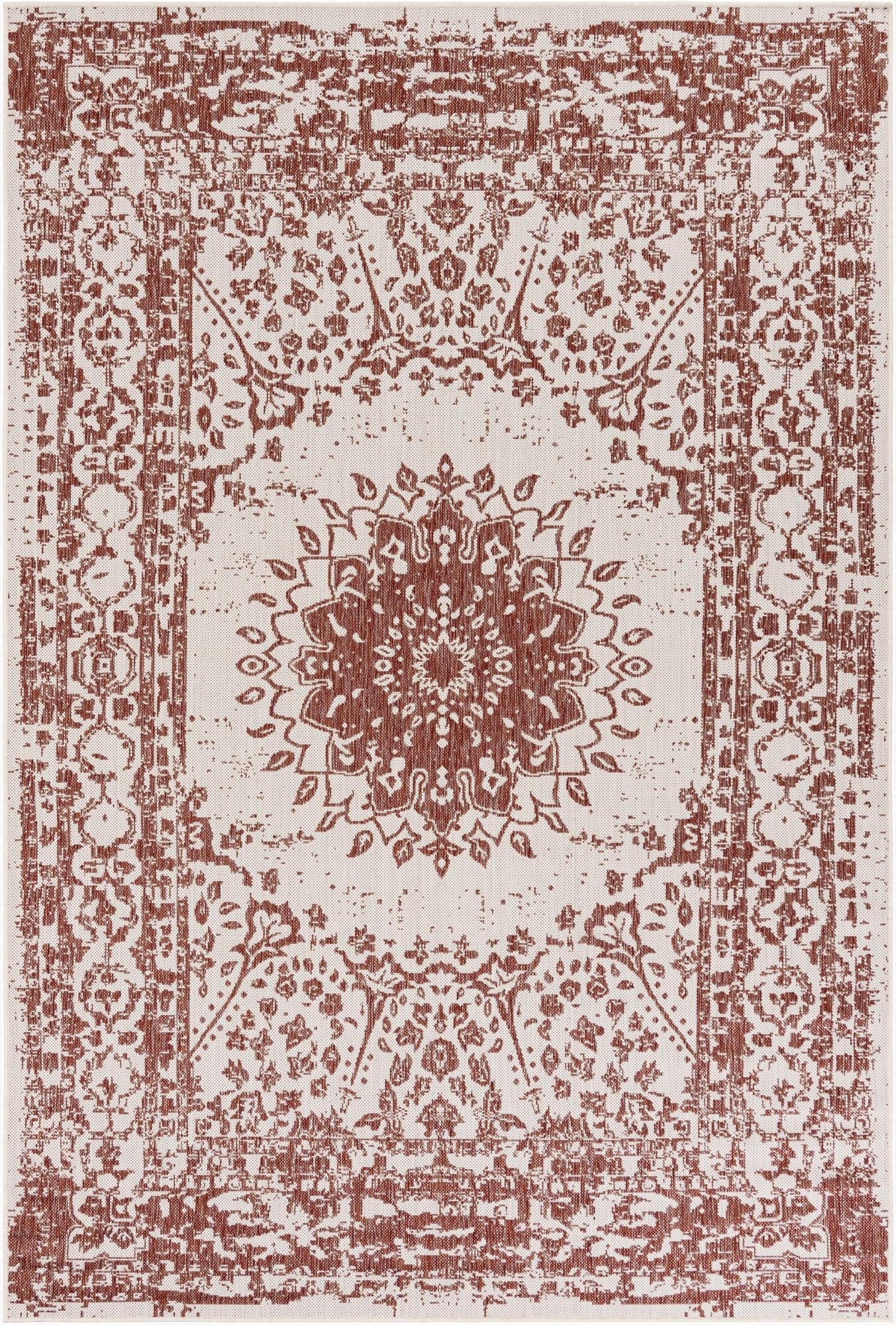  6' x 9'  Washable Traditional Indoor / Outdoor Rug