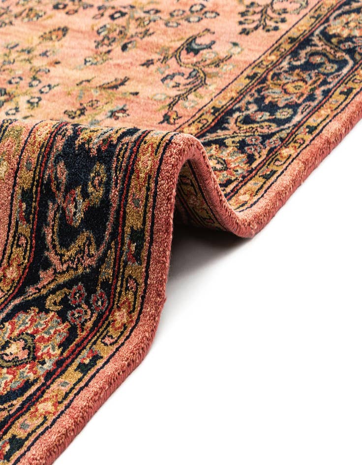 Detail image of  6' 6 x 10'  Hand Knotted Sarough Wool Rug