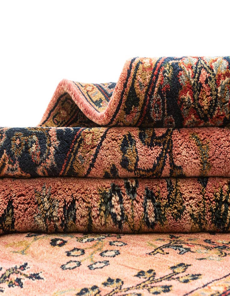 Detail image of  6' 6 x 10'  Hand Knotted Sarough Wool Rug