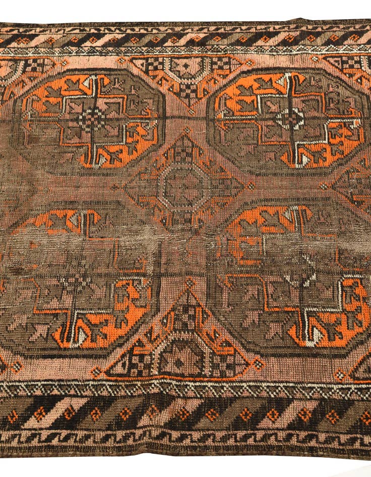 Detail image of  3' 2 x 4' 8  Hand Knotted Shiraz Persian Wool Rug