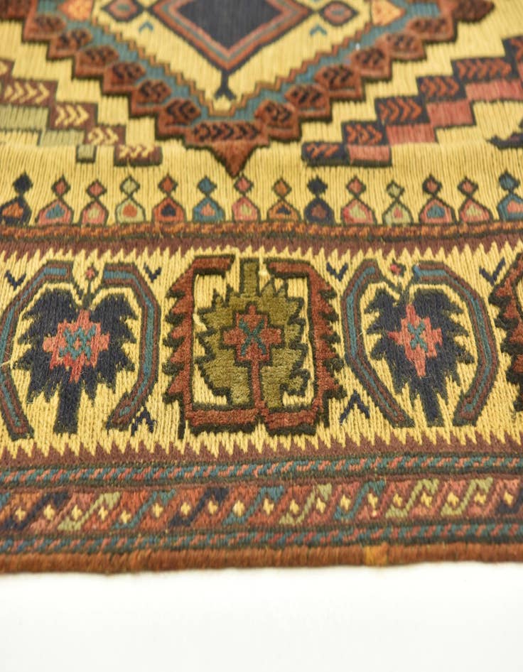 Detail image of  6' 8 x 9' 6  Hand Knotted Sumak Wool Rug