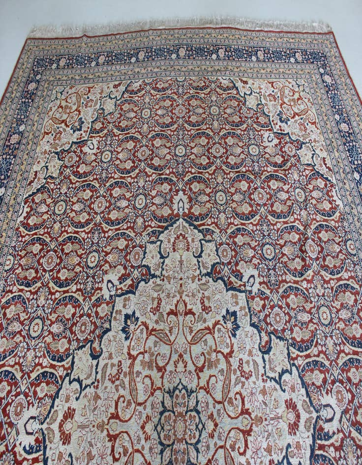 Detail image of  9' 4 x 12' 10  Hand Knotted Tabriz Persian Rug