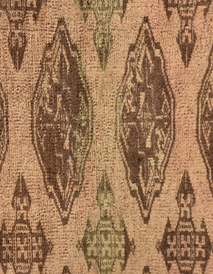 Detail image of  3' 4 x 4' 6  Hand Knotted Ultra Vintage Persian Wool Rug