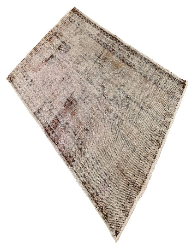 Detail image of  4' x 6' 5  Hand Knotted Ultra Vintage Persian Wool Rug