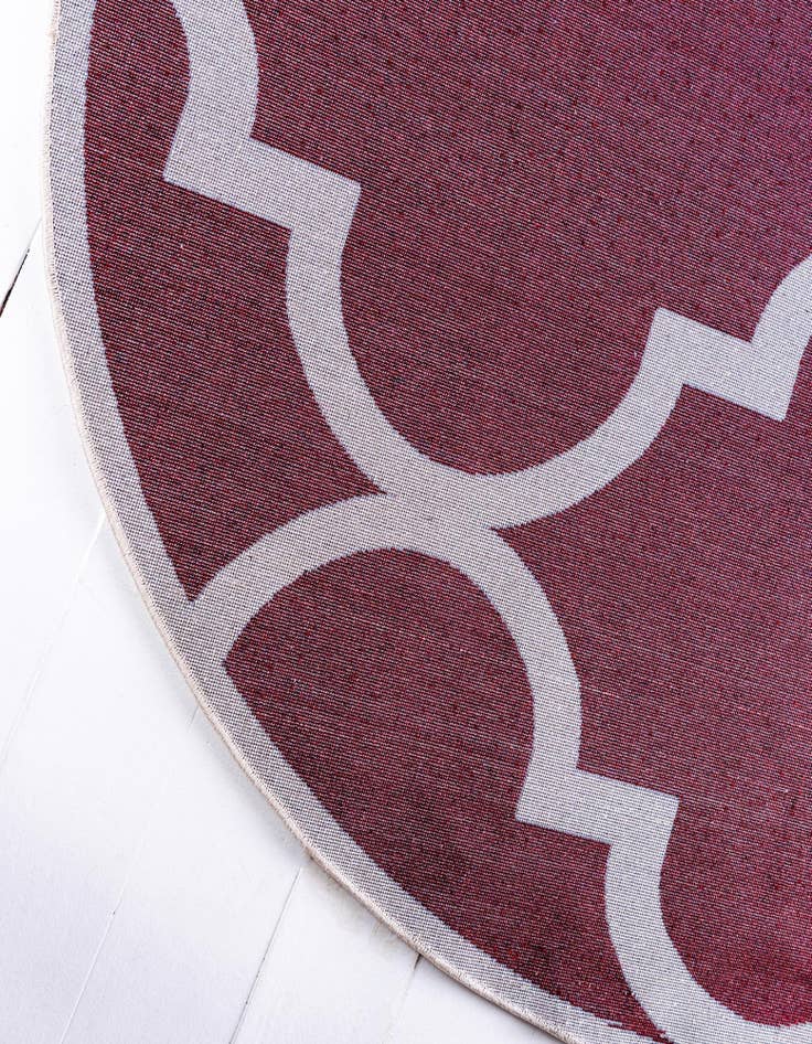 Detail image of  6' x 6' Lattice Round Rug