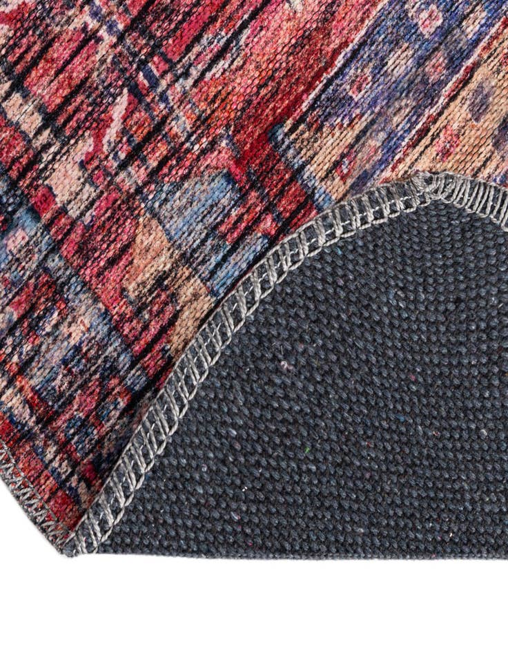 Detail image of  10' 6 x 10' 6  Washable Maahru Round Rug