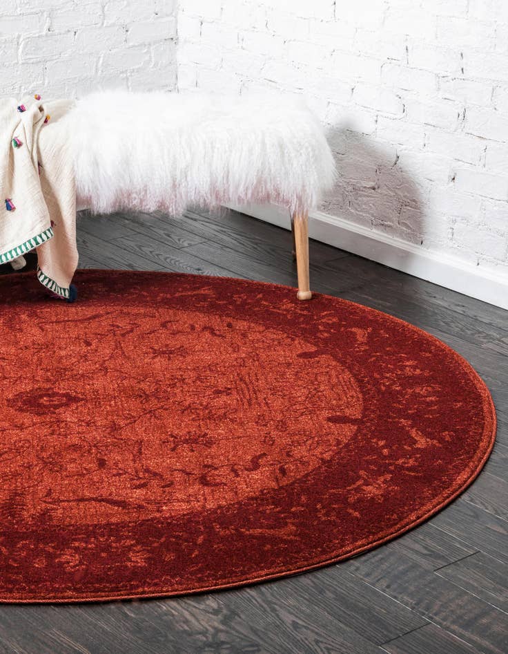 Detail image of  7' 10 x 7' 10 Miranda Round Rug