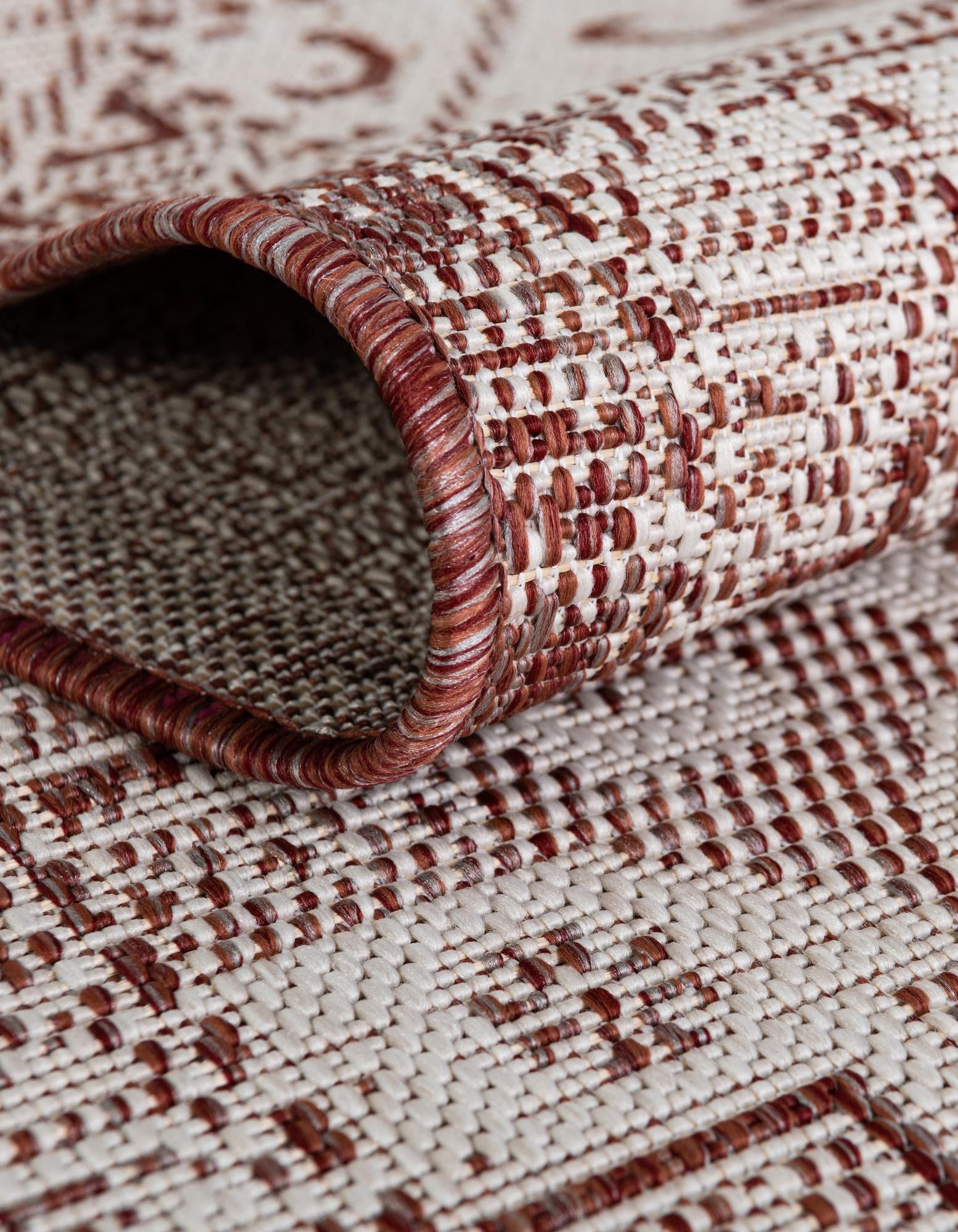 Rust Red 10' x 10' Aztec Indoor / Outdoor Round Rug | Rugs.com