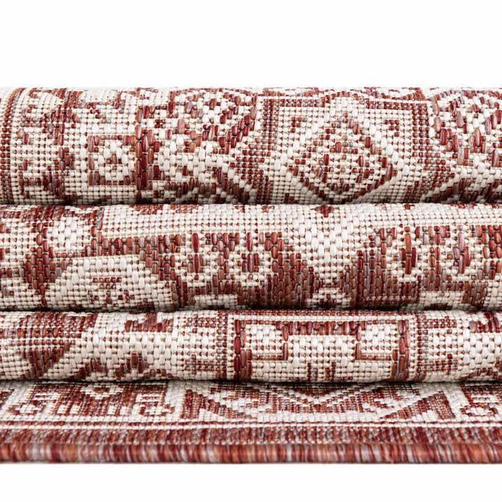 Rust Red 7' 10 x 7' 10 Emberly Aztec Outdoor Round Rug | Rugs.com