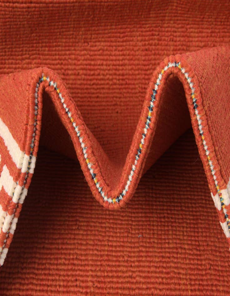 Detail image of  4' x 4'  Washable Coastal Indoor / Outdoor Round Rug