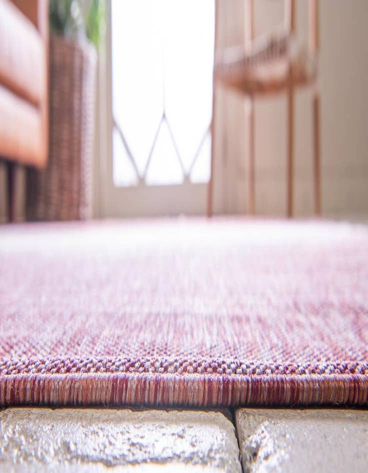 Detail image of  10' 8 x 10' 8  Washable Modern Indoor / Outdoor Round Rug