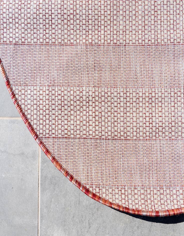 Detail image of  5' 3 x 5' 3  Washable Ribbon Indoor / Outdoor Round Rug