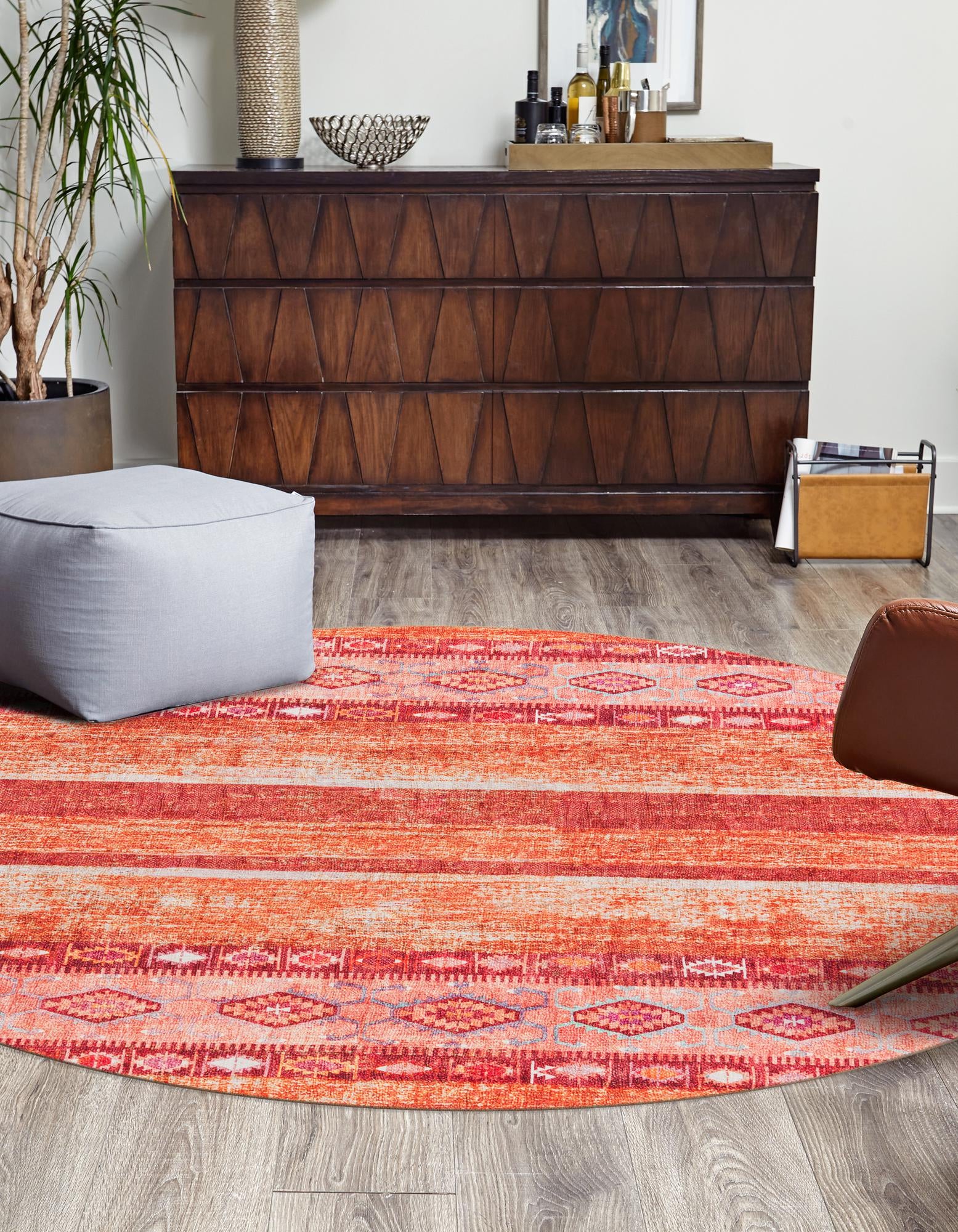 Rust Red 7' 6 x 7' 6 Grovenor Timeless Round Rug | Rugs.com