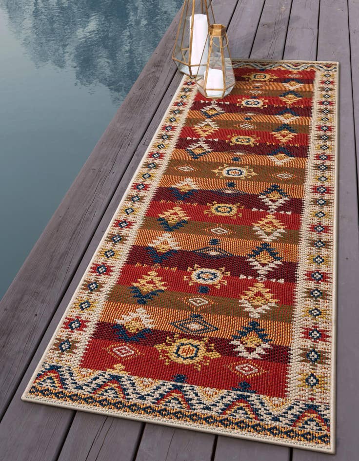 Detail image of  2' 7 x 10'  Washable Baja Indoor / Outdoor Runner Rug