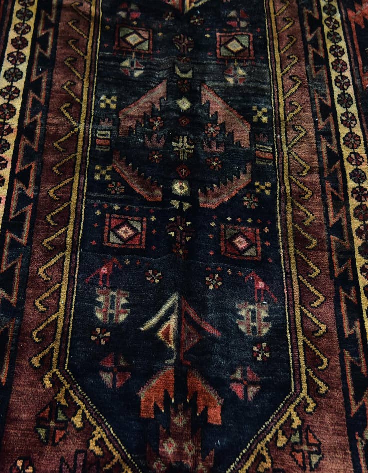 Detail image of  3' 10 x 7' 4  Hand Knotted Hamedan Persian Wool Runner Rug