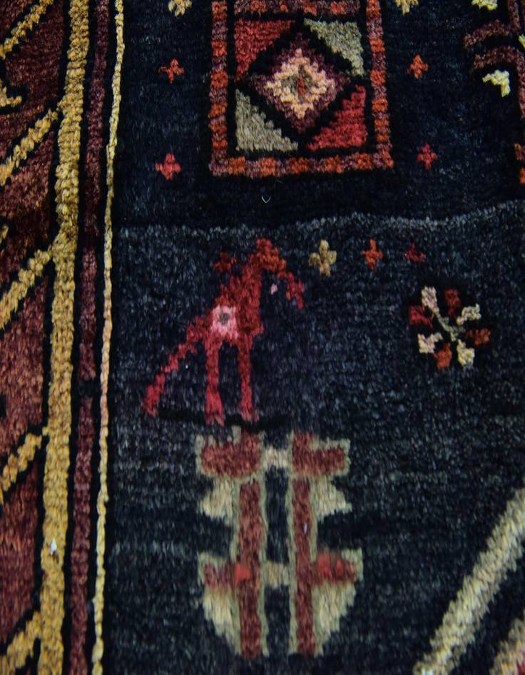Detail image of  3' 10 x 7' 4  Hand Knotted Hamedan Persian Wool Runner Rug