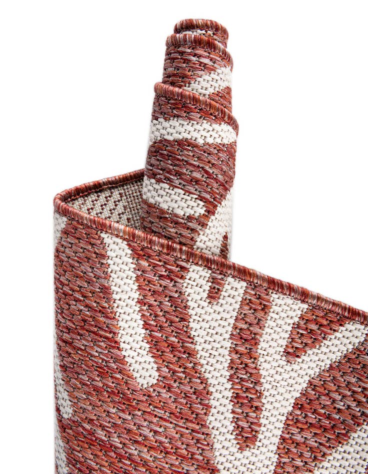 Detail image of  2' x 5' 3  Washable Coastal Indoor / Outdoor Runner Rug