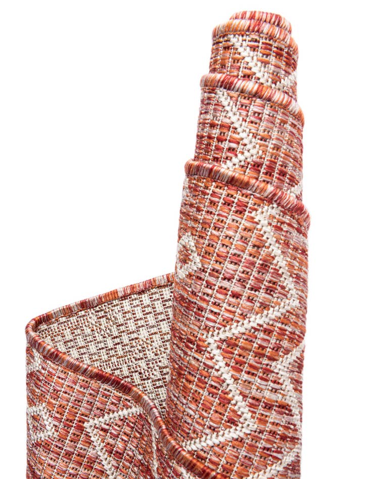 Detail image of  2' x 6'  Washable Lattice Indoor / Outdoor Runner Rug