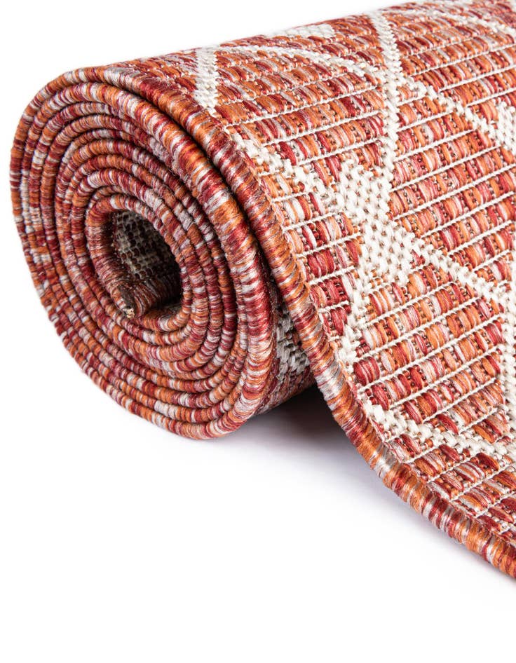 Detail image of  2' x 6'  Washable Lattice Indoor / Outdoor Runner Rug