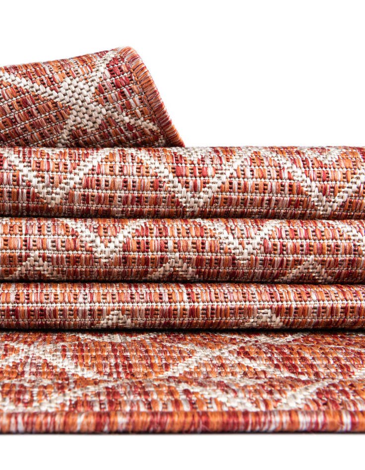 Detail image of  2' x 6'  Washable Lattice Indoor / Outdoor Runner Rug