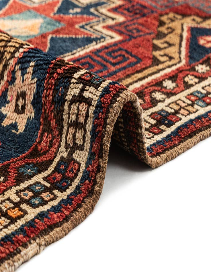Detail image of  4' 4 x 10' 2 Shiraz Wool Runner Rug
