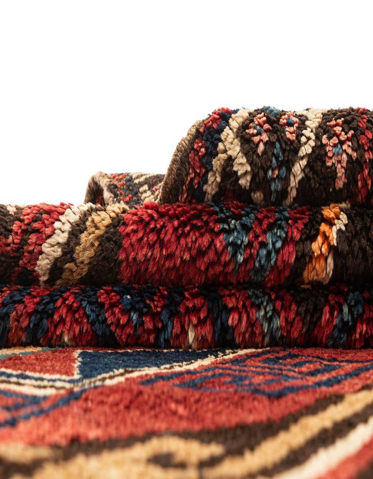 Detail image of  4' 4 x 10' 2 Shiraz Wool Runner Rug