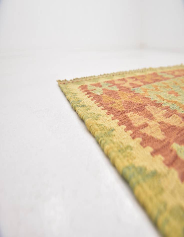 Detail image of  2' 9 x 4' 5  Hand Woven Kilim Waziri Wool Rug