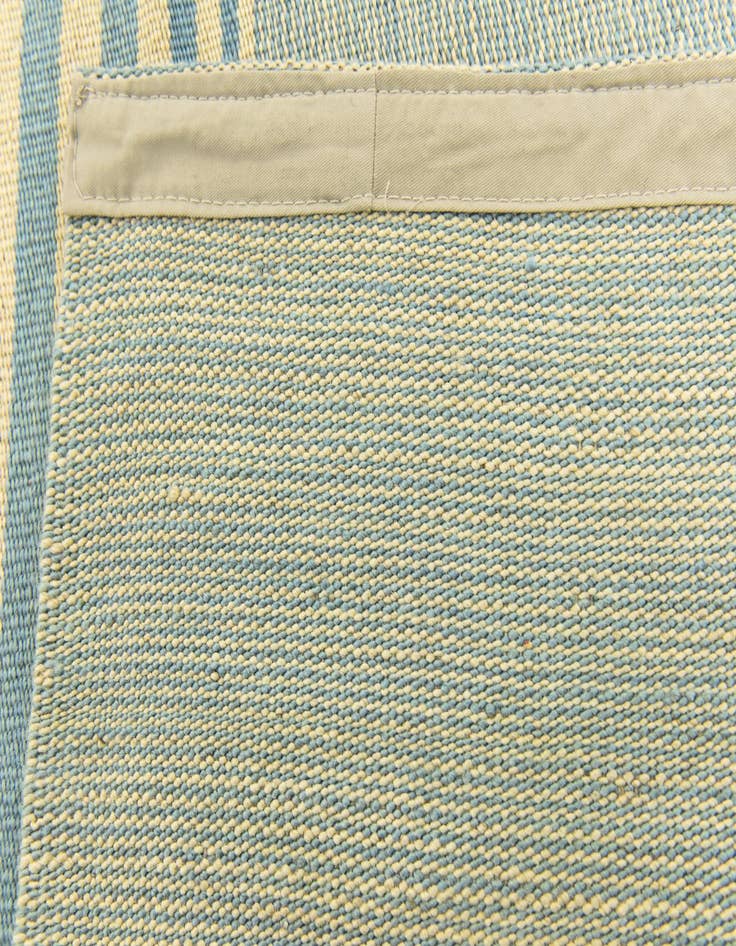 Detail image of  5' 10 x 7' 8  Hand Woven Kilim Modern Wool Rug