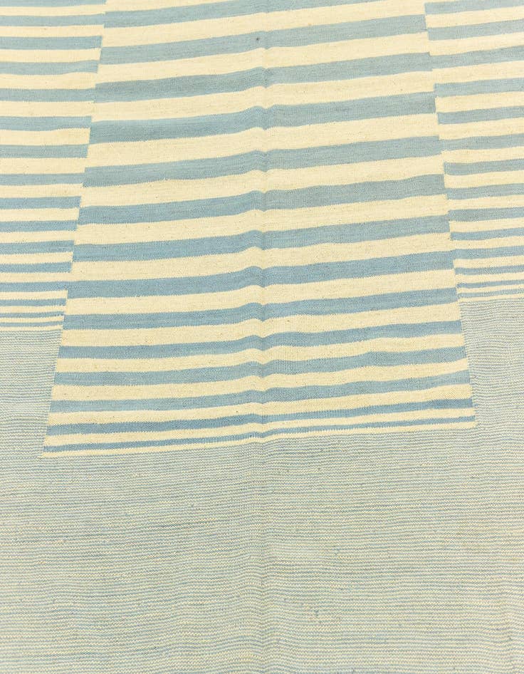 Detail image of  5' 10 x 7' 8  Hand Woven Kilim Modern Wool Rug