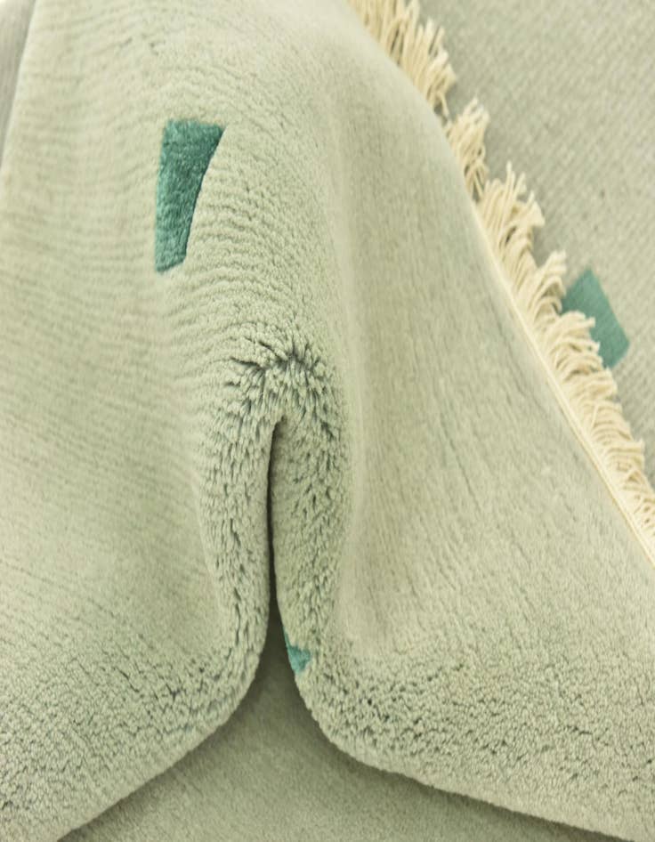 Detail image of  5' 7 x 6' 8  Hand Knotted Nepal Wool Rug