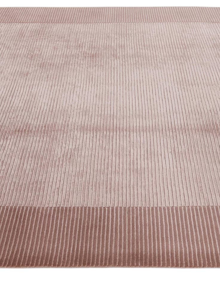 Detail image of  6' 6 x 9' 10  Hand Knotted Darya Wool Rug