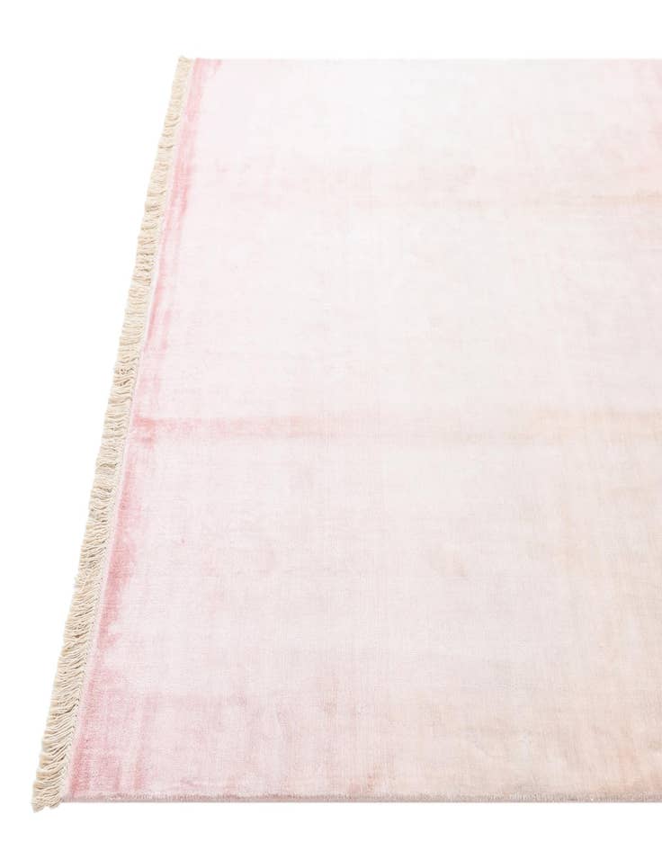 Detail image of  5' 5 x 8'  Hand Knotted Darya Wool Rug