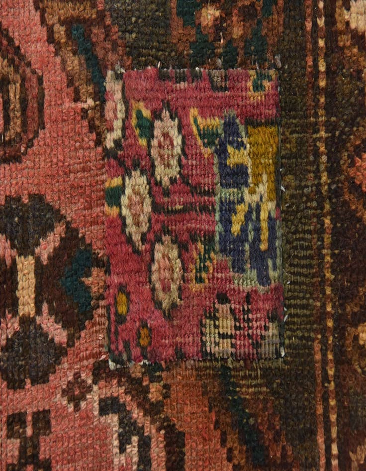 Detail image of  3' 10 x 6' 7  Hand Knotted Hamedan Persian Wool Rug