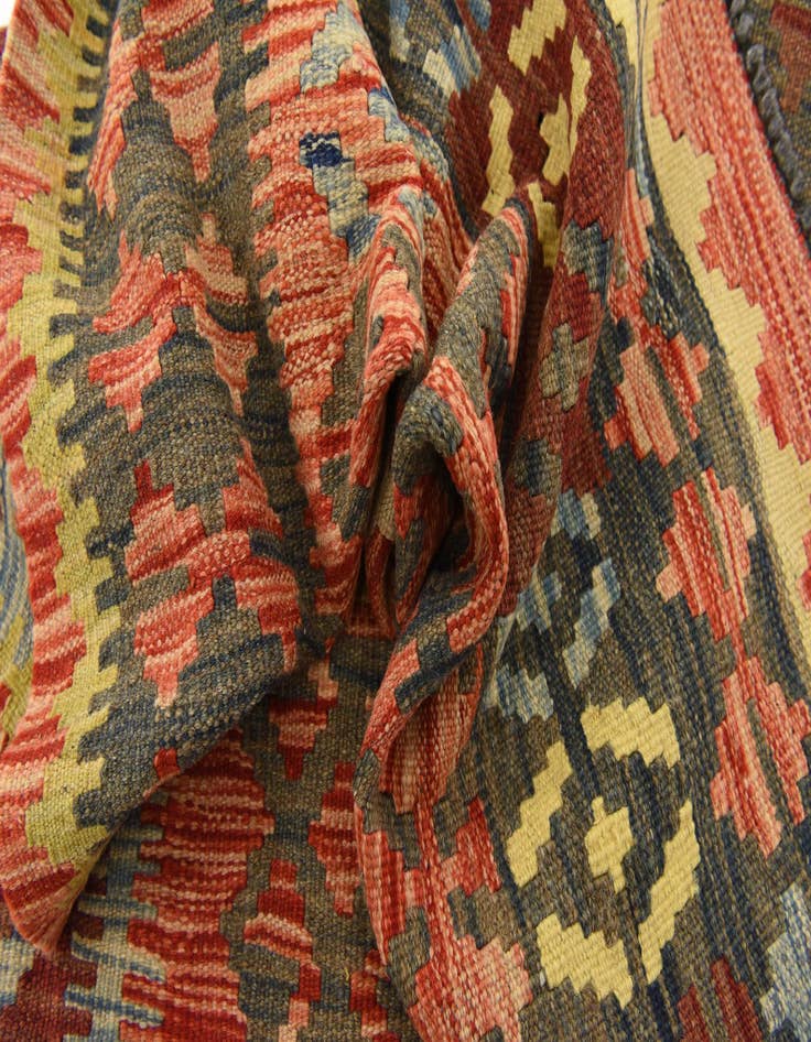 Detail image of  3' 3 x 5' 2  Hand Woven Kilim Maymana Wool Rug