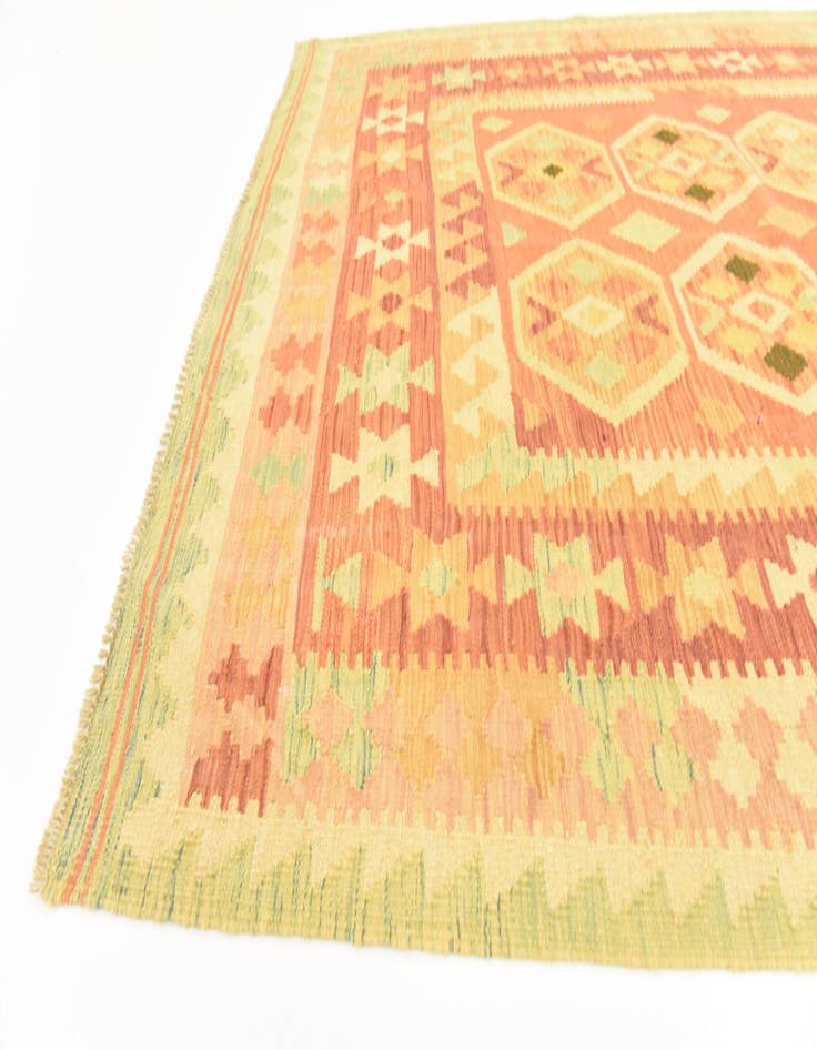 Detail image of  4' 9 x 6' 7  Hand Woven Kilim Waziri Wool Rug