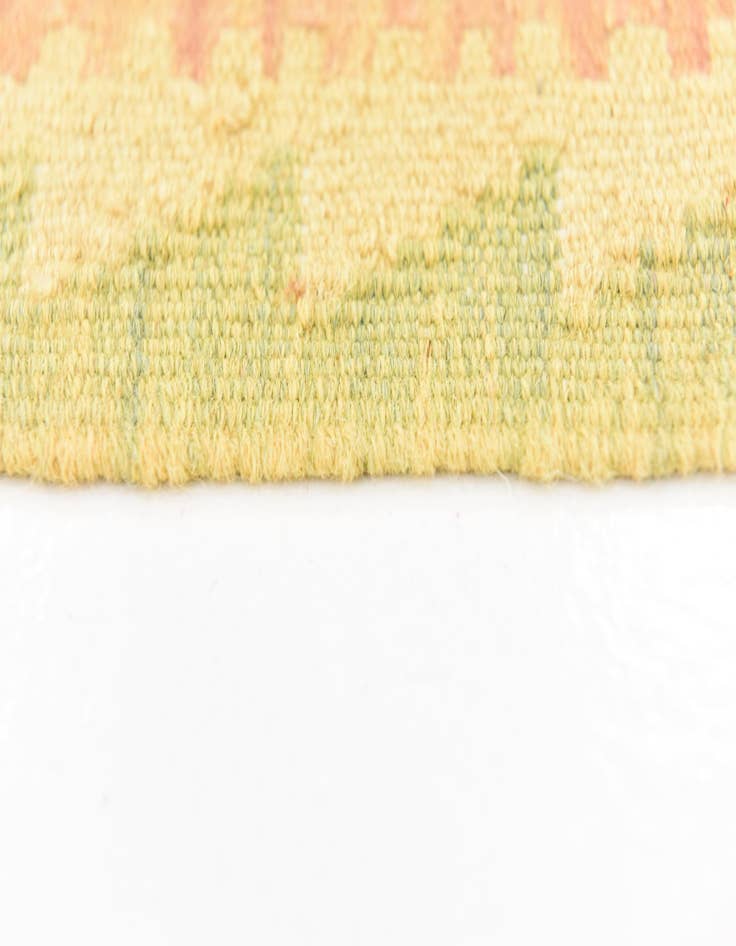 Detail image of  4' 9 x 6' 7  Hand Woven Kilim Waziri Wool Rug