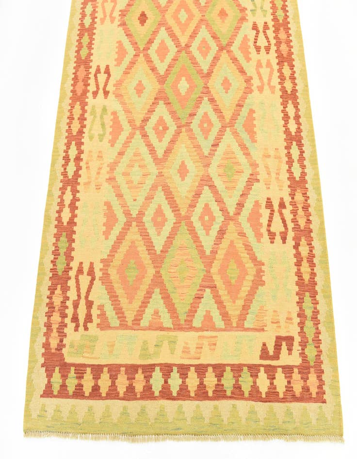 Detail image of  4' 9 x 6' 4  Hand Woven Kilim Waziri Wool Rug