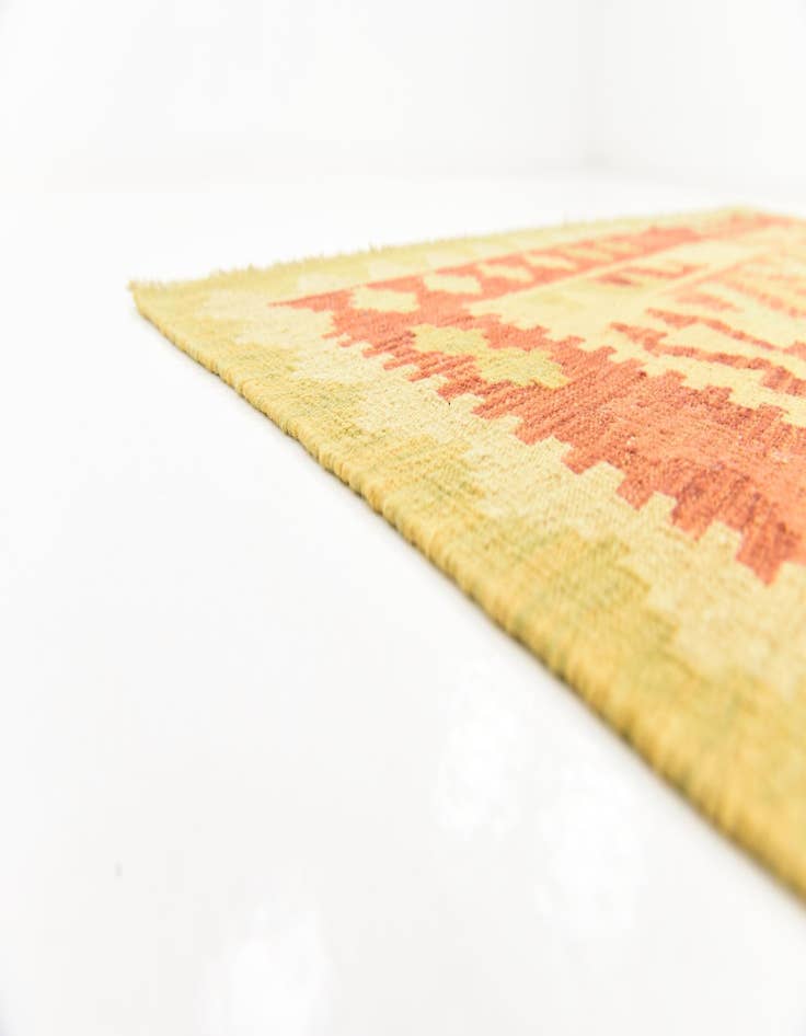 Detail image of  4' 9 x 6' 4  Hand Woven Kilim Waziri Wool Rug