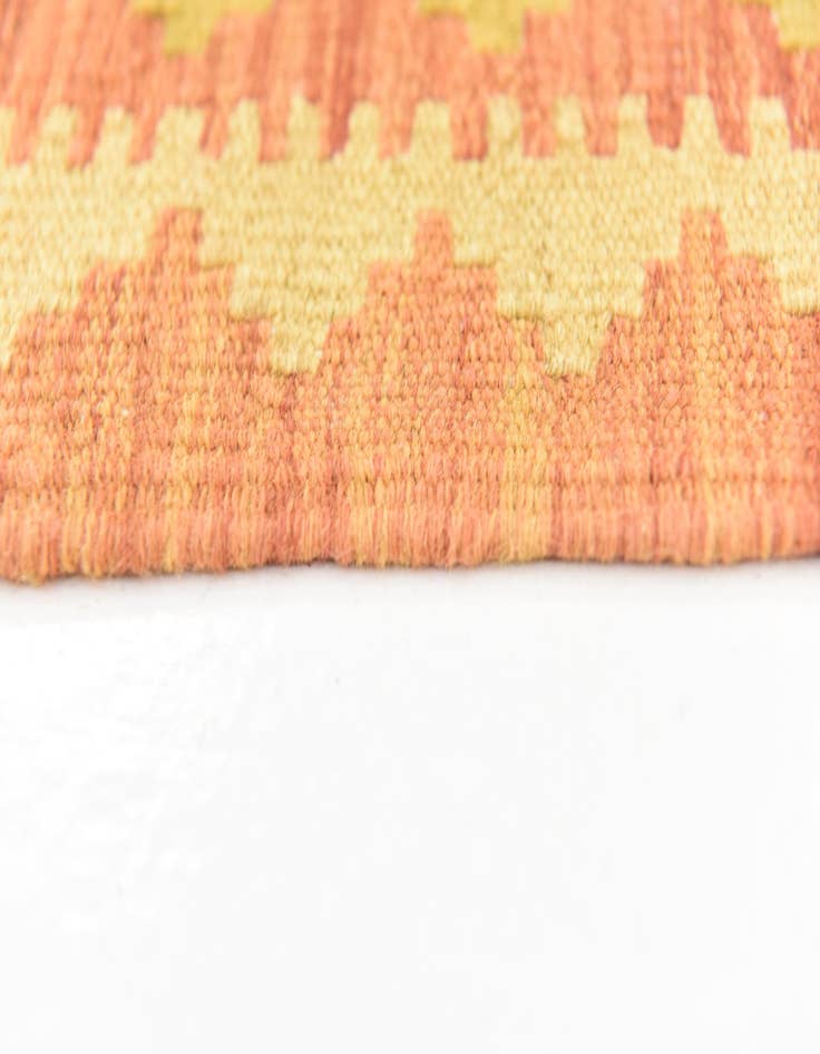 Detail image of  4' 8 x 7'  Hand Woven Kilim Waziri Wool Rug