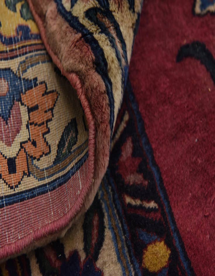 Detail image of  16' 7 x 26' 7  Hand Knotted Sarough Persian Wool Rug