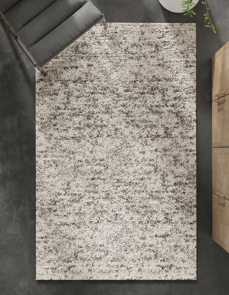 Detail image of  4' 1 x 6' 1  Hand Woven Haka Deluxe Shag Rug