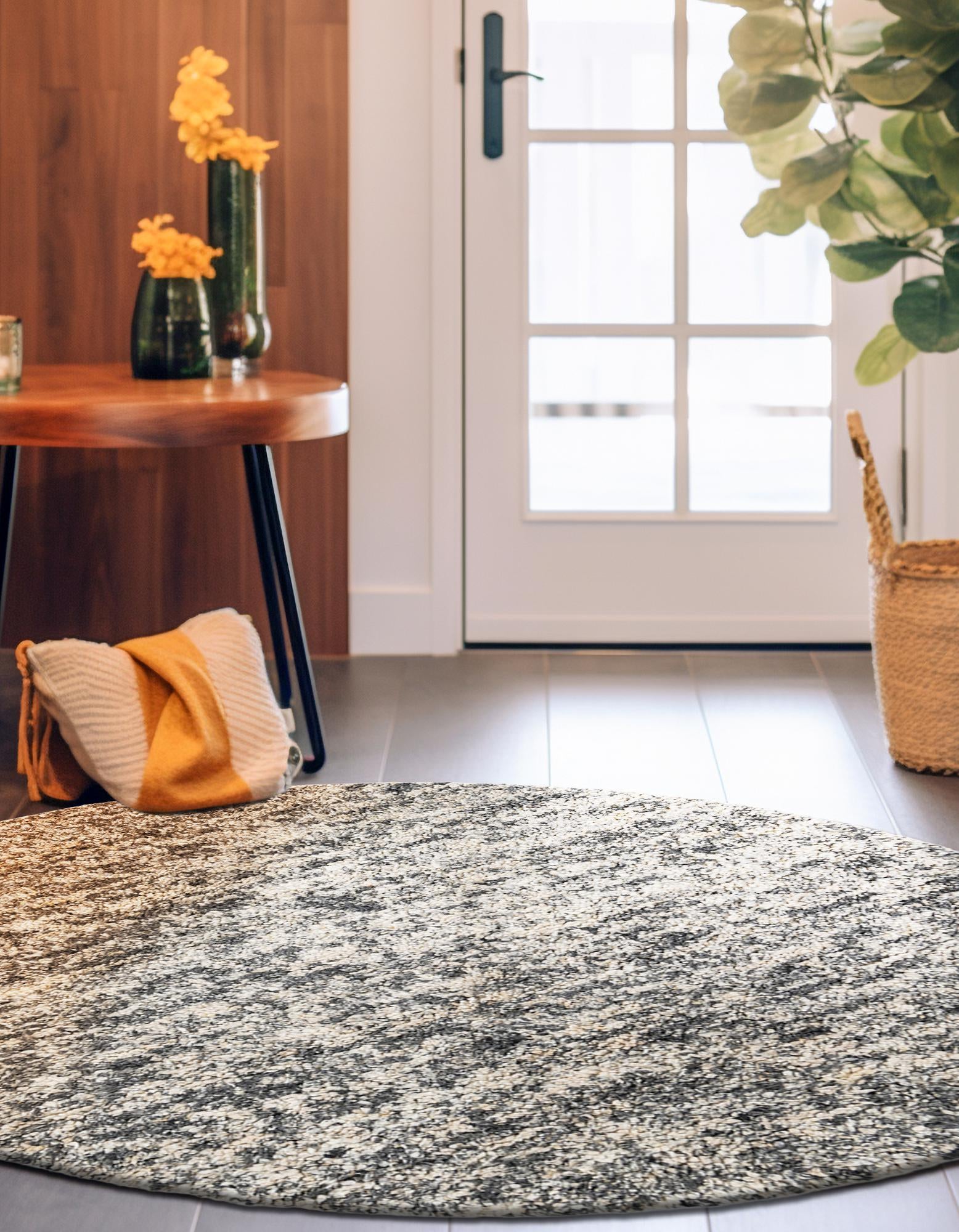 Salt and Pepper 6' 1 x 6' 1 Hand Woven Haka Deluxe Shag Round Rug ...