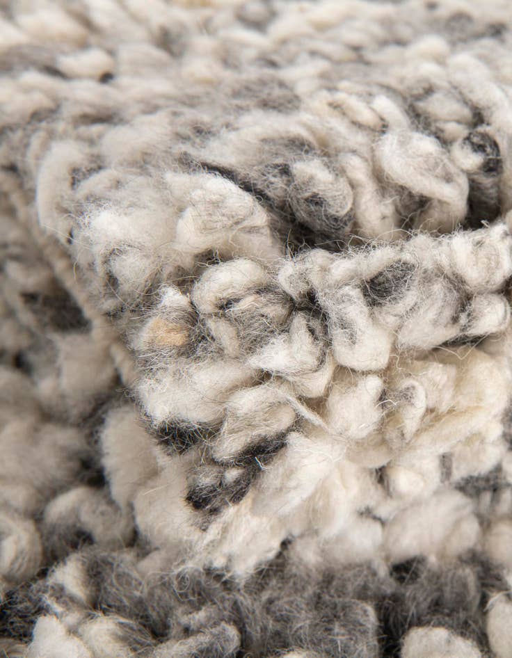 Detail image of  10' x 10'  Hand Woven Haka Deluxe Shag Round Rug