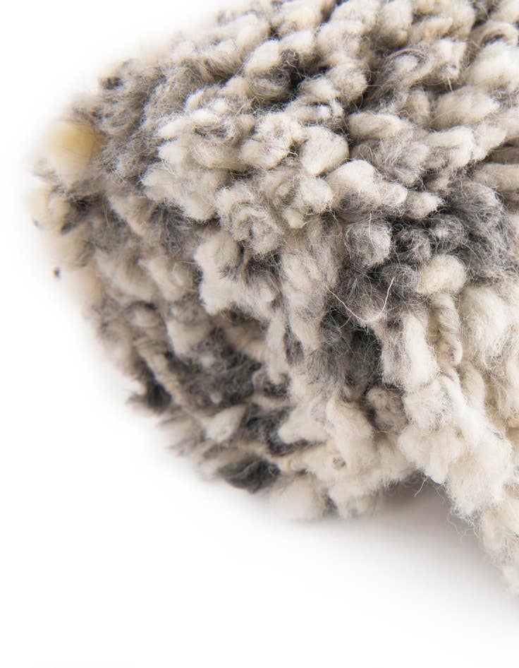 Detail image of  10' x 10'  Hand Woven Haka Deluxe Shag Round Rug