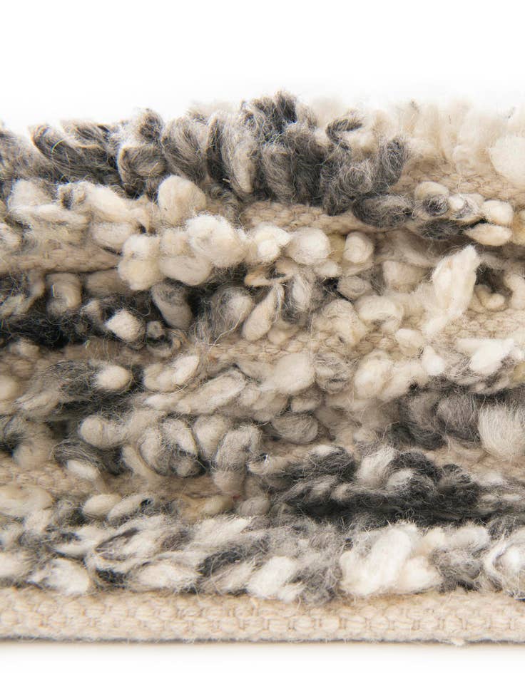 Detail image of  10' x 10'  Hand Woven Haka Deluxe Shag Round Rug