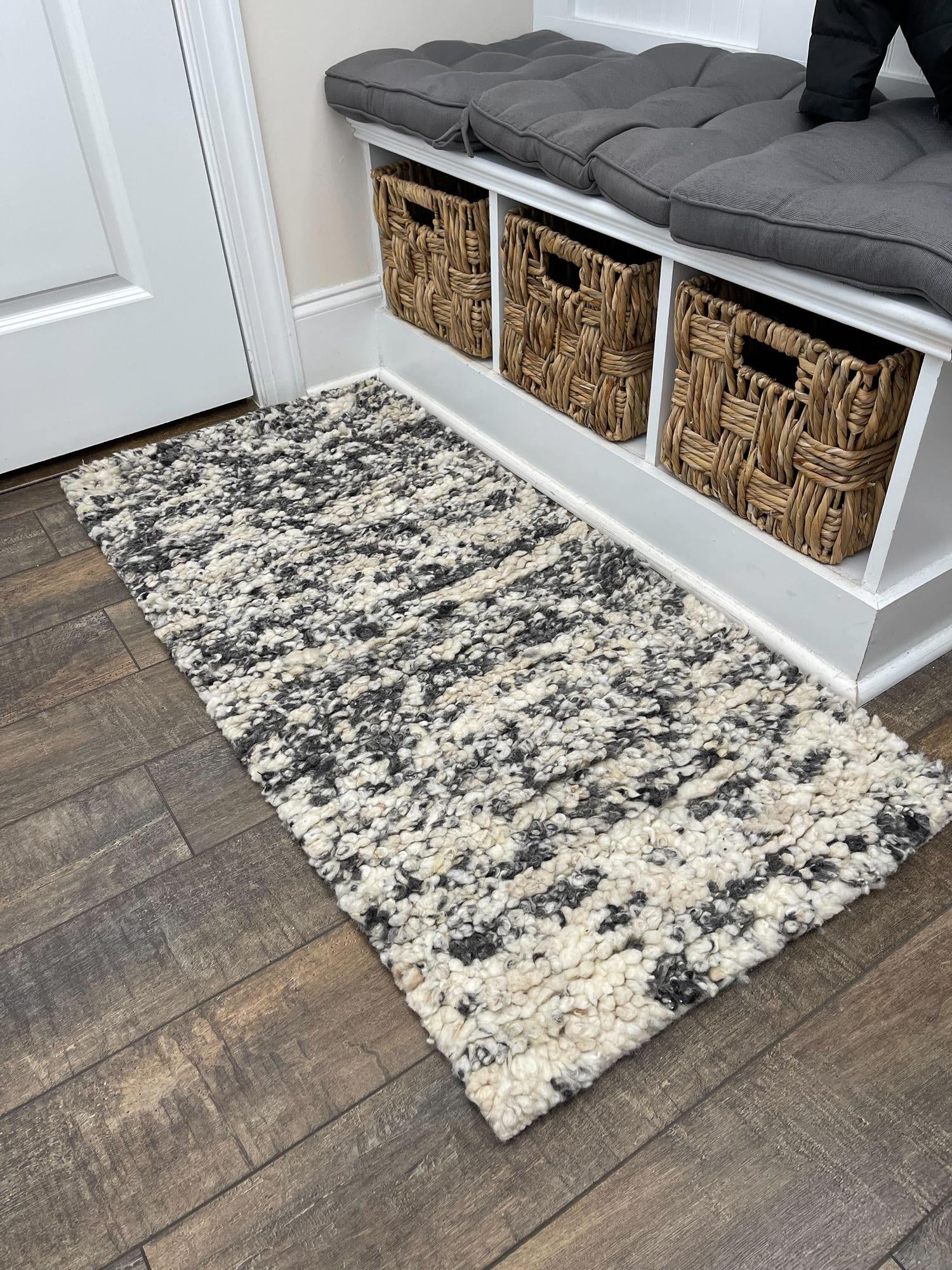Salt and Pepper 2' 7 x 12' Hand Woven Haka Deluxe Shag Runner Rug ...