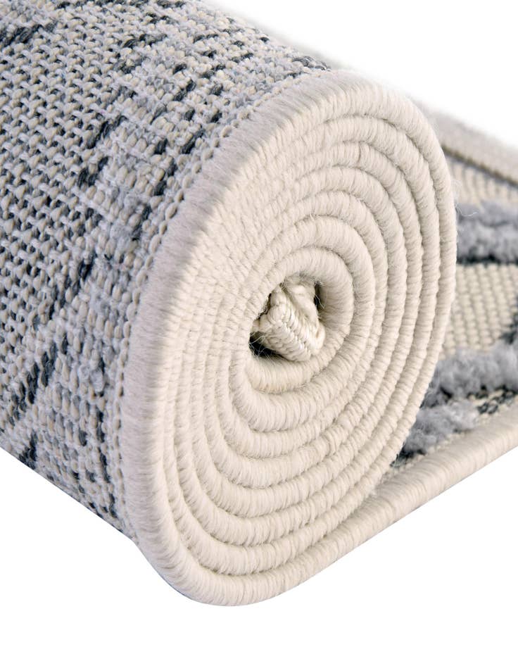 Detail image of  4' x 6' Arlo Oval Rug