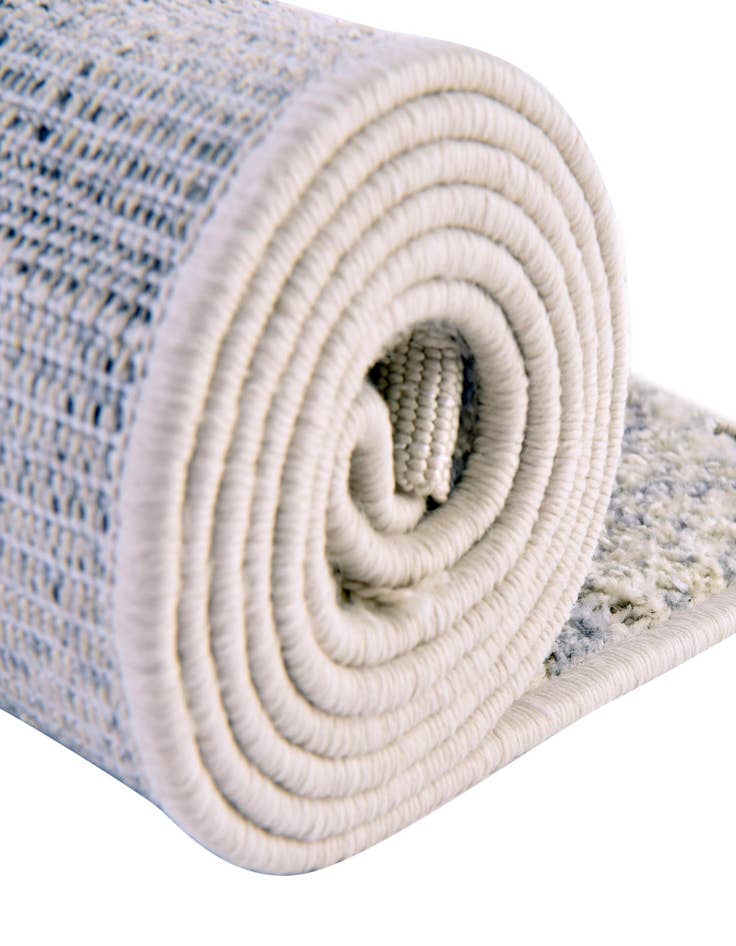 Detail image of  5' 3 x 8' Arlo Oval Rug